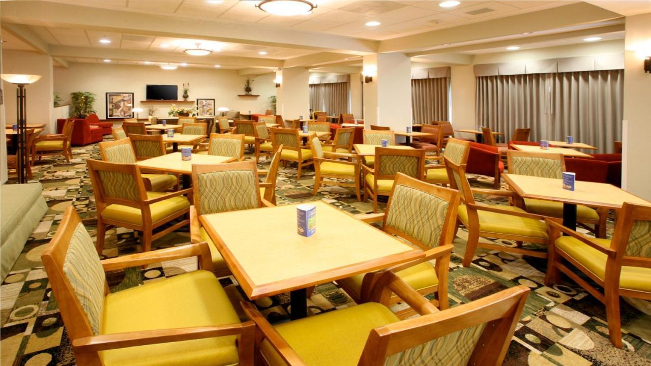 Apodaca Holiday Inn Express & Suites Monterrey Aeropuerto By Ihg מראה חיצוני תמונה